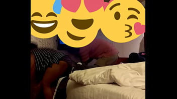 Femmes matures clignotant seins et chatte non censurée