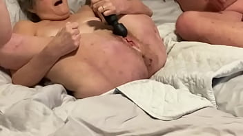 Mature big pussy tits squirting gif