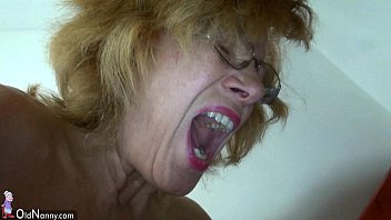 Femme se masturbant ensemble porno